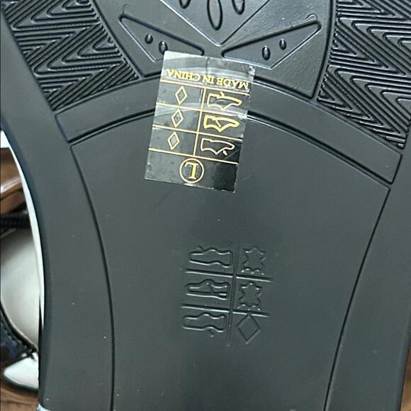 FUNTASMA Men’s Black and White Oxford Shiny Faux Patten Shoes Size Large FLAWED - Picture 13 of 15